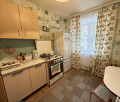 1-комн, 32кв м, этаж 1/9 ул Суворова, 160