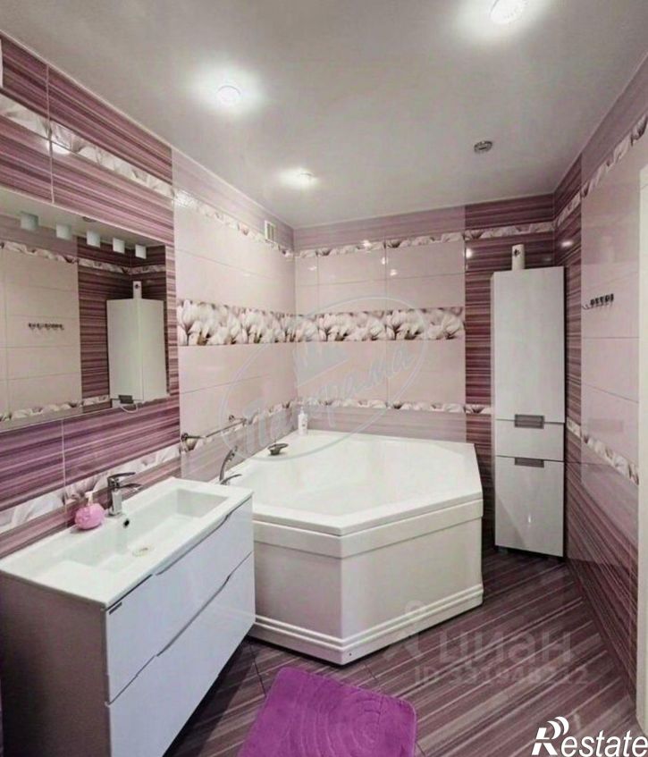 3-комн квартира ул Фомушина, 13,  д. 13