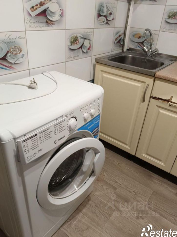 3-комн квартира ул Московская, 240 1,  д. 240 1,  к. 1
