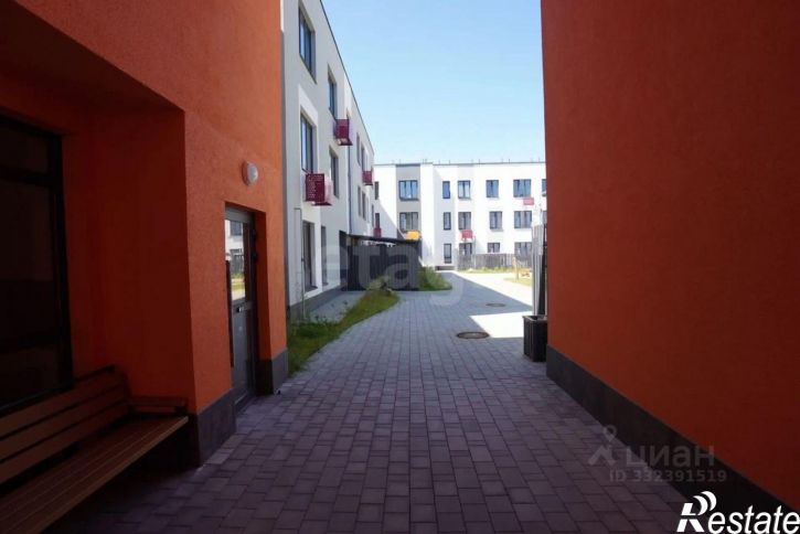 3-комн квартира ул Белые Росы, 5,  д. 5