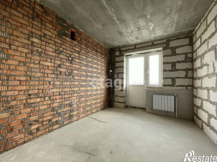 3-комн квартира пр-д Юрия Круглова, 6,  д. 6