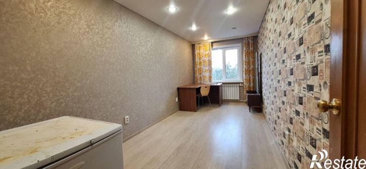 3-комн квартира Калуга, улица Пухова, 17