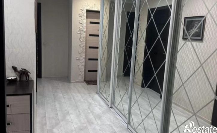 3-комн квартира ул Гвардейская, 3,  д. 3