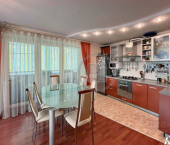 2-комн, 72кв м, этаж 8/9 б-р Моторостроителей, 3