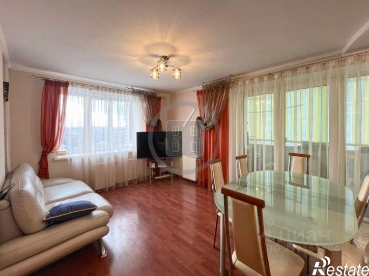 2-комн квартира б-р Моторостроителей, 3,  д. 3