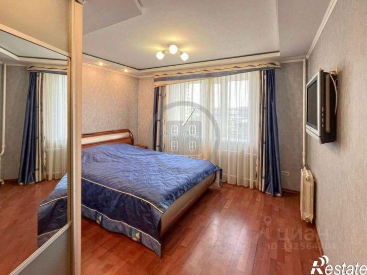 2-комн квартира б-р Моторостроителей, 3,  д. 3