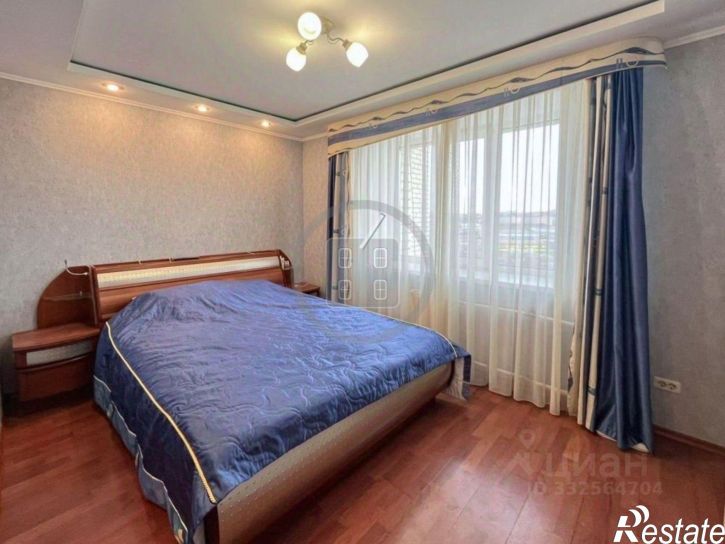 2-комн квартира б-р Моторостроителей, 3,  д. 3