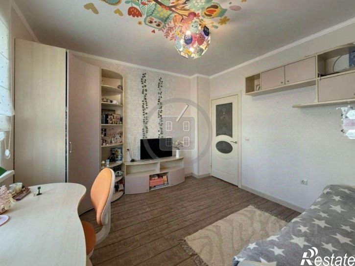 3-комн квартира ул Фомушина, 13,  д. 13