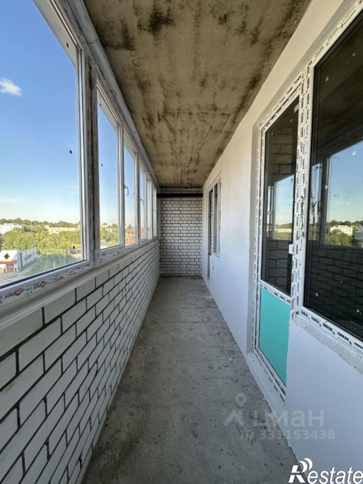 2-комн квартира Изумрудная улица, 25
