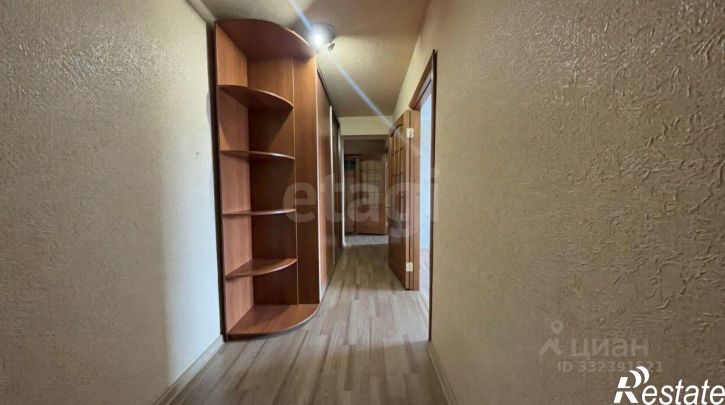 3-комн квартира ул Хрустальная, 8,  д. 8