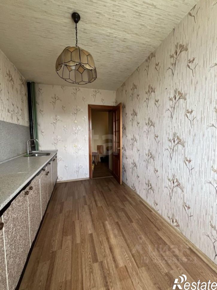 3-комн квартира ул Хрустальная, 8,  д. 8
