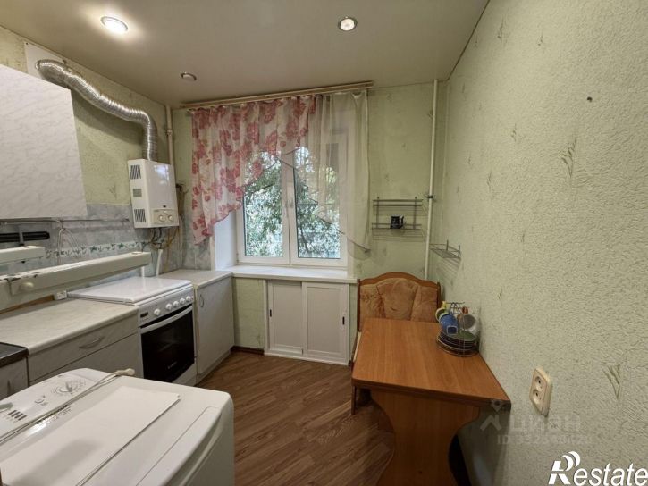 2-комн квартира ул Стеклянников Сад, 2,  д. 2