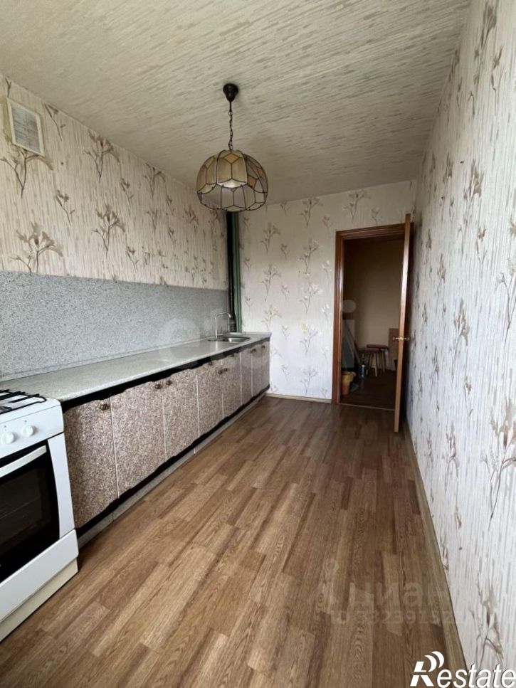 3-комн квартира ул Хрустальная, 8,  д. 8