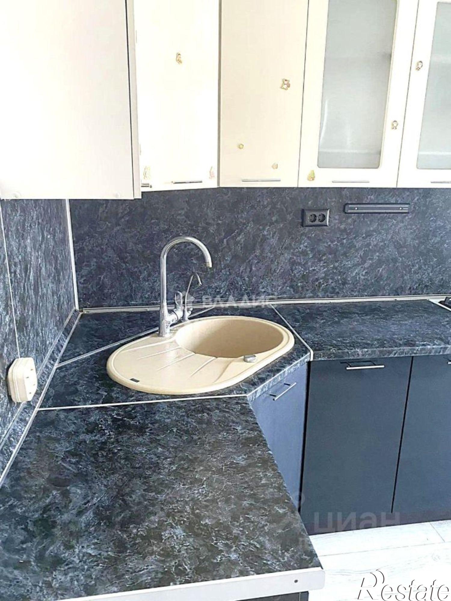 Купить квартиру за 6 300 000 рублей на ул Петра Тарасова, 21
