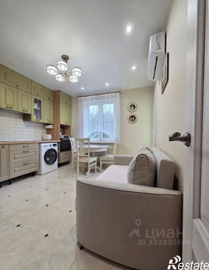 2-комн квартира улица Анненки, 40 к1