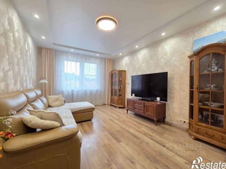 2-комн квартира улица Анненки, 40 к1