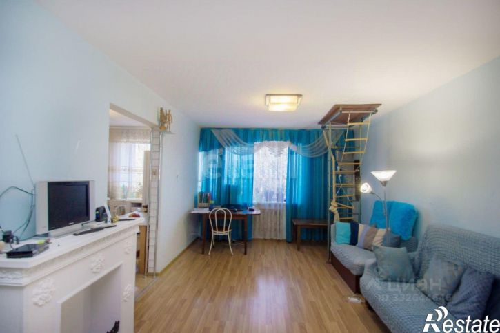 4-комн квартира ул Генерала Попова, 8,  д. 8