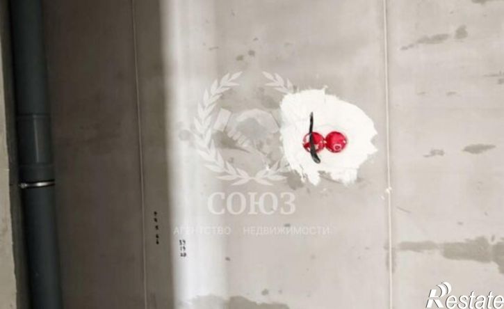 3-комн квартира ул Адмирала Сенявина, 1,  д. 1