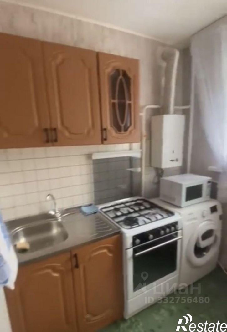 1-комн квартира ул Гурьянова, 11,  д. 11