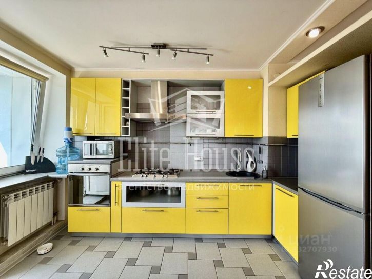 3-комн квартира ул Кирова, 57Б,  д. 57Б