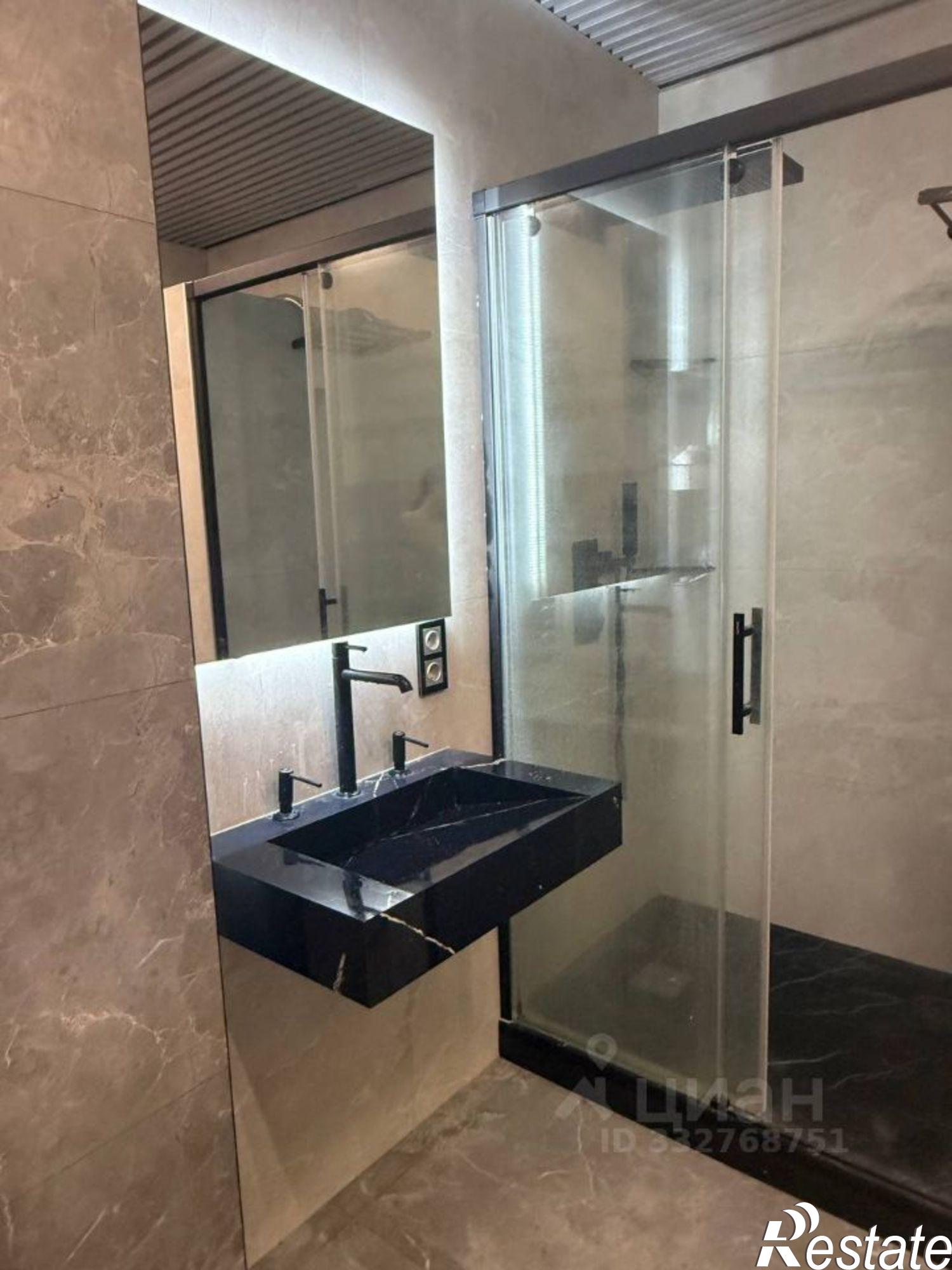 Купить дачу, дом, коттедж за 35 000 000 рублей на ул Центральная, 22
