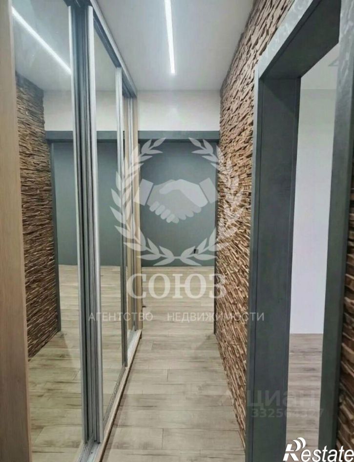 2-комн квартира ул Братьев Луканиных, 15,  д. 15