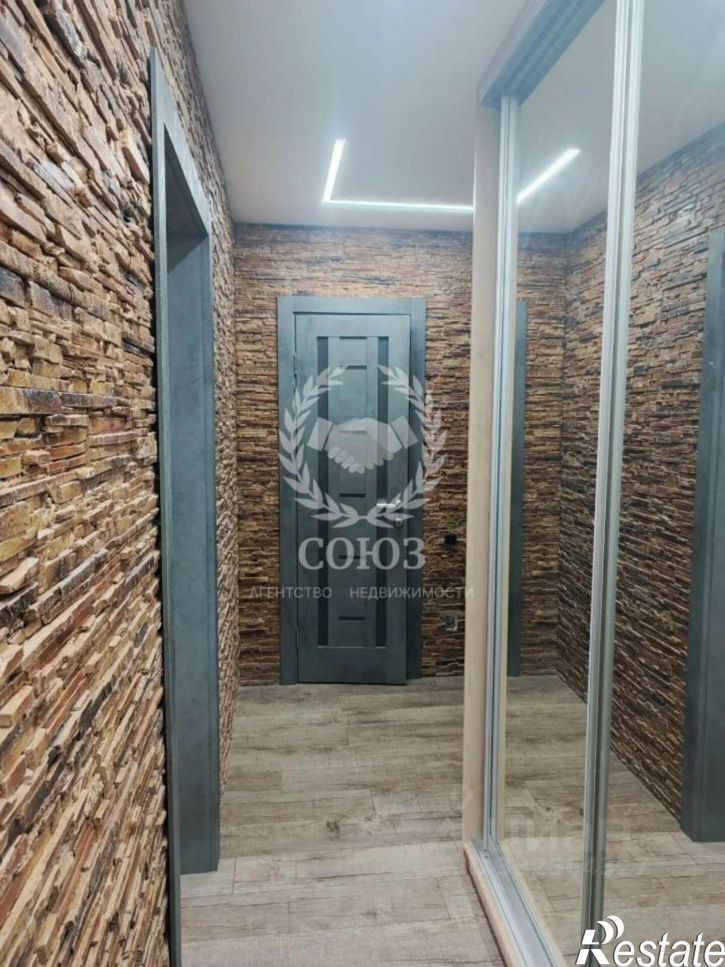 2-комн квартира ул Братьев Луканиных, 15,  д. 15