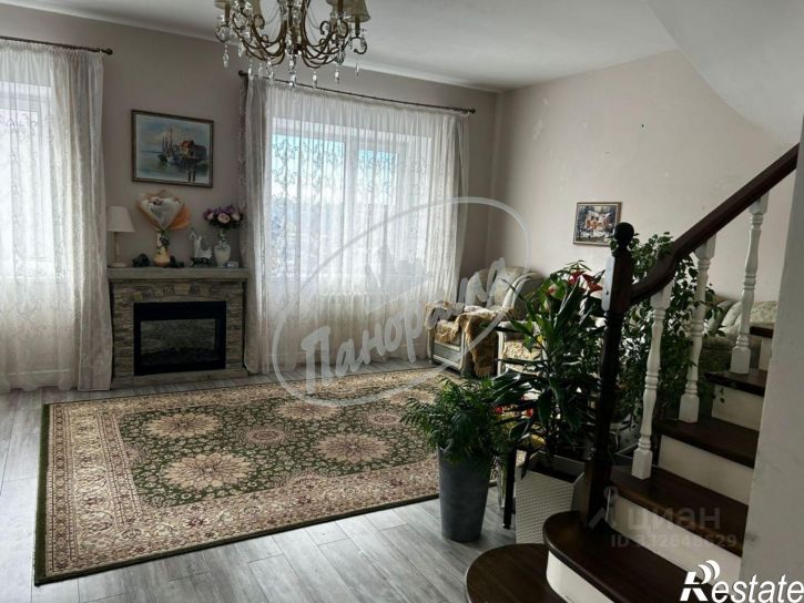 4-комн квартира 1-й Больничный пер, 17,  д. 17