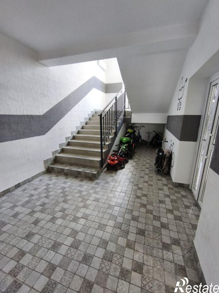 1-комн квартира ул Белые Росы, 5,  д. 5