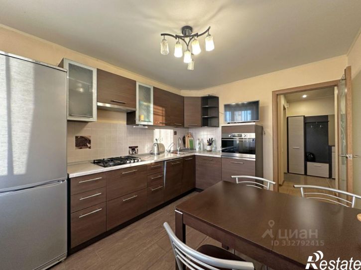 3-комн квартира ул Азаровская, 34,  д. 34