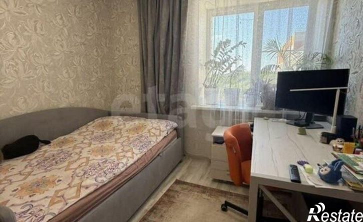 2-комн квартира б-р Моторостроителей, 10,  д. 10