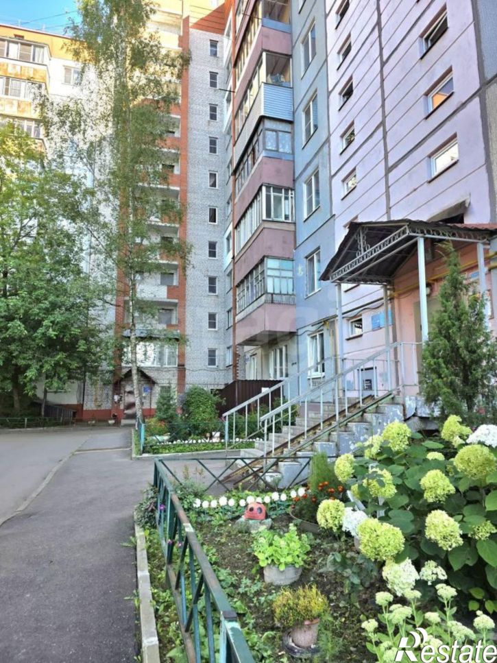 3-комн квартира ул Звездная, 1,  д. 1