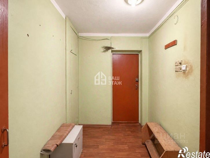 Комната ул Хрустальная, 1,  д. 1