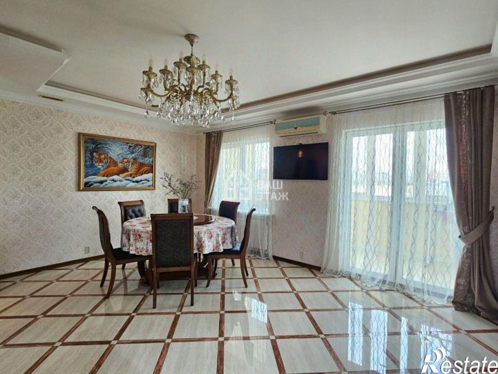3-комн квартира ул Поле Свободы, 129,  д. 129