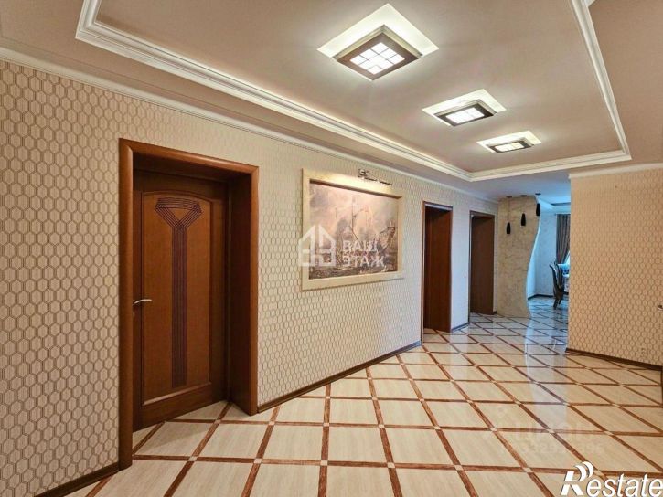 3-комн квартира ул Поле Свободы, 129,  д. 129