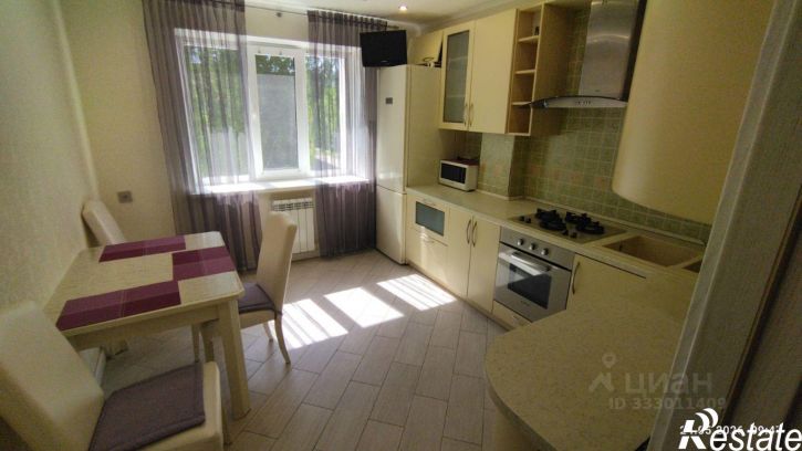 2-комн квартира б-р Моторостроителей, 18,  д. 18