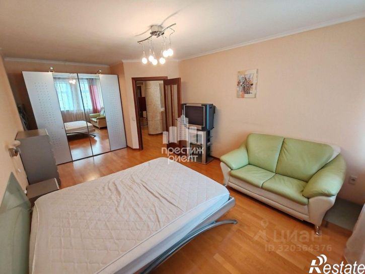 3-комн квартира Калуга, улица Плеханова, 96