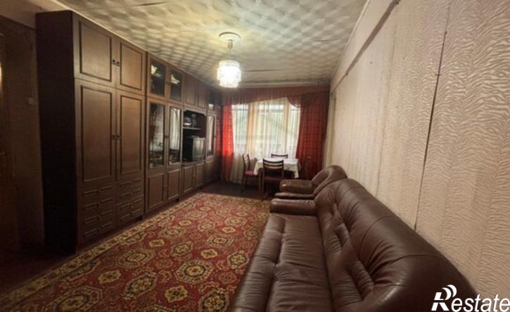 4-комн квартира ул Тарутинская, 184,  д. 184