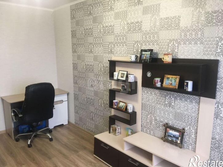 2-комн квартира ул Хрустальная, 44 5,  д. 44 5,  к. 5