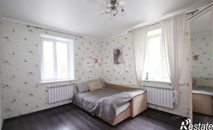 3-комн квартира ул Константиновых, 15,  д. 15