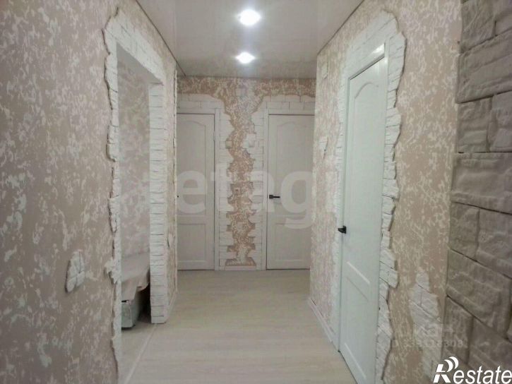 3-комн квартира ул Суворова, 183,  д. 183