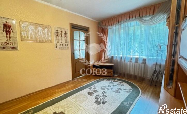 2-комн квартира пл Победы, 12,  д. 12