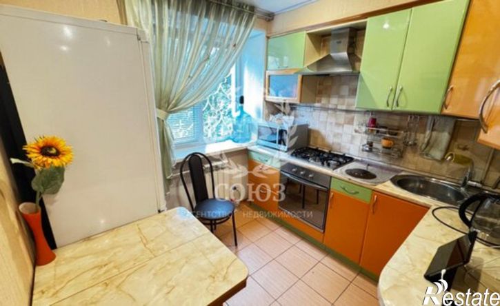 2-комн квартира пл Победы, 12,  д. 12