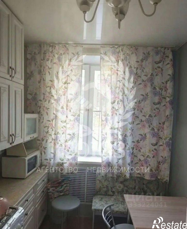 3-комн квартира ул Социалистическая, 8,  д. 8