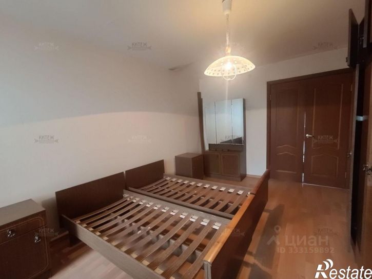 3-комн квартира ул Дзержинского, 92 1,  д. 92 1,  к. 1