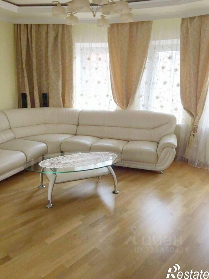 3-комн квартира ул Суворова, 44,  д. 44