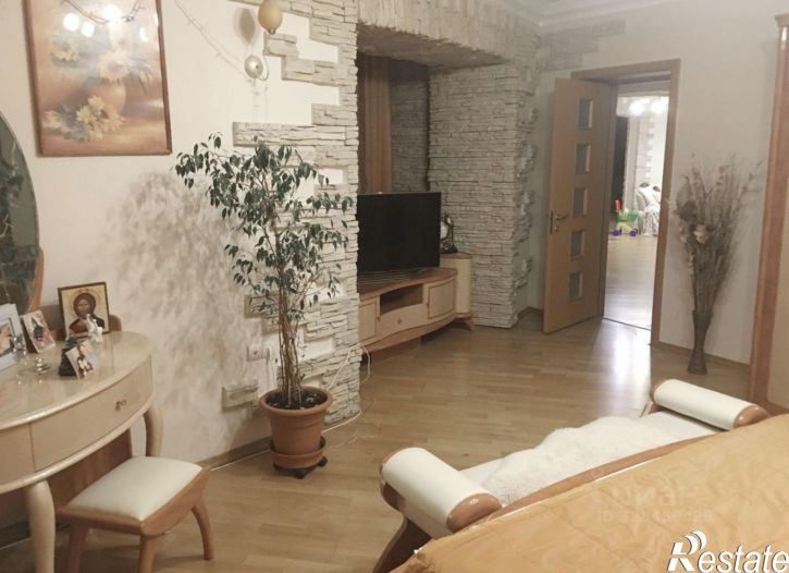 3-комн квартира ул Суворова, 44,  д. 44