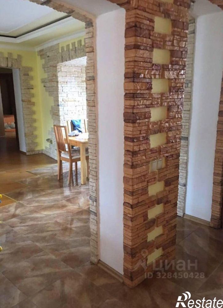 3-комн квартира ул Суворова, 44,  д. 44