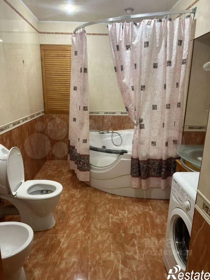 3-комн квартира ул Суворова, 44,  д. 44