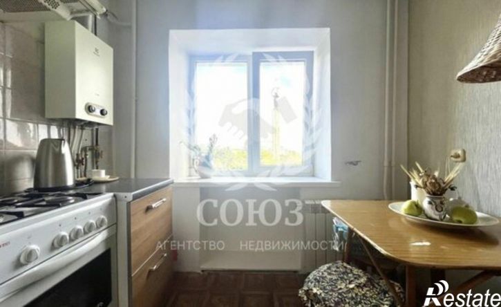 2-комн квартира пл Победы, 15,  д. 15